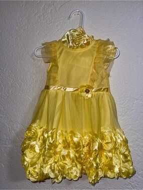 T.J.Maxx Yellow Flower Appliqué Girls Formal Dress